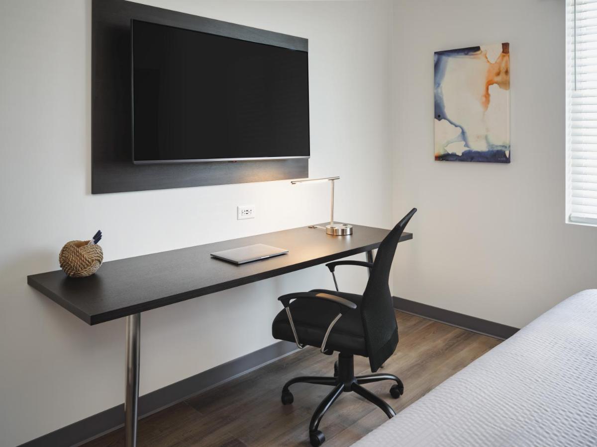 Stayapt Suites Houston-Nasa/Clear Lake 웹스터 외부 사진