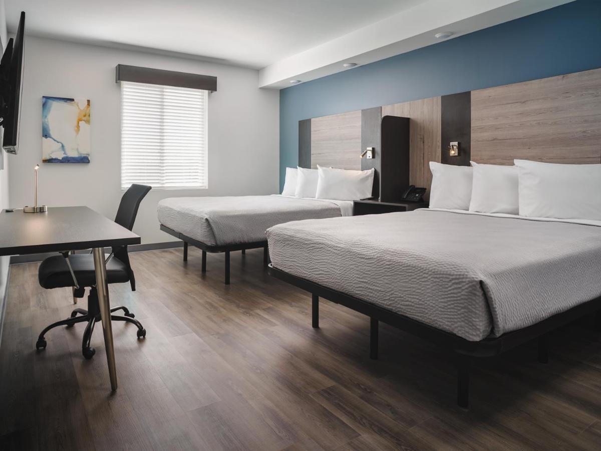 Stayapt Suites Houston-Nasa/Clear Lake 웹스터 외부 사진