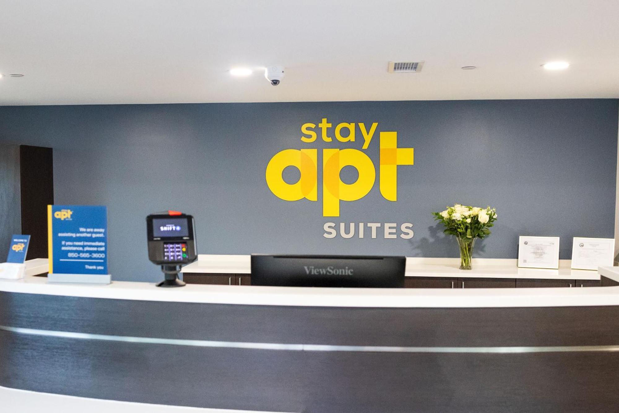 Stayapt Suites Houston-Nasa/Clear Lake 웹스터 외부 사진